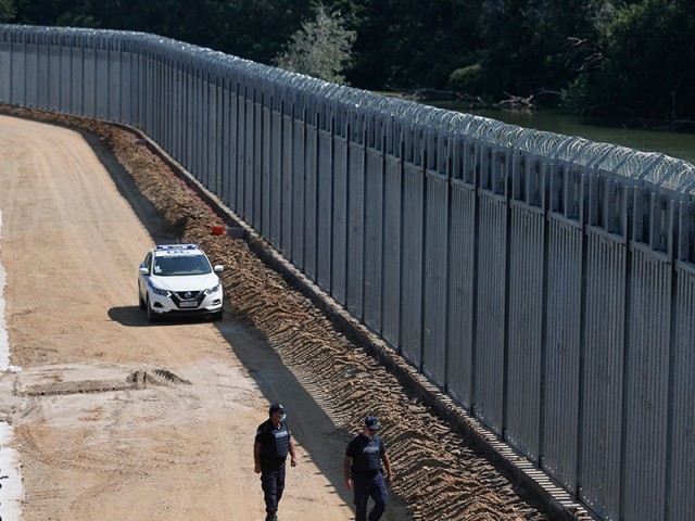 «Πολυθρόνα για δύο» πλέον οι κατασκευές και τα μεγάλα έργα – Πρωταγωνιστές Ιντρακάτ (εμπεριέχει και την Άκτωρ) και ΓΕΚ Τέρνα, όπως καταδεικνύεται και στον Φράχτη του Έβρου!