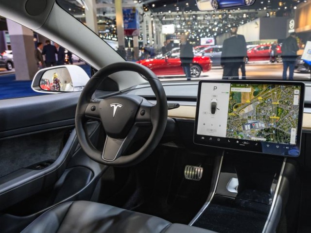 Steve Wozniak: «Πάρε Tesla, για να δεις την τεχνητή νοημοσύνη να προσπαθεί να σε σκοτώσει!»