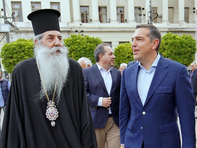 «Άξιος εστί» ο Αλέξης Τσίπρας – Το νέο άνοιγμα ΣΥΡΙΖΑ προς την εκκλησία