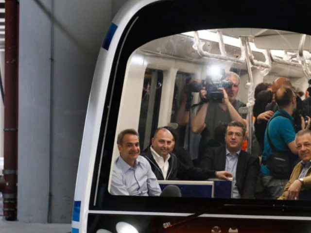 Ο Κ. Μητσοτάκης στο δοκιμαστικό δρομολόγιο του μετρό Θεσσαλονίκης – «Φύγαμε από την απάτη των μουσαμάδων»