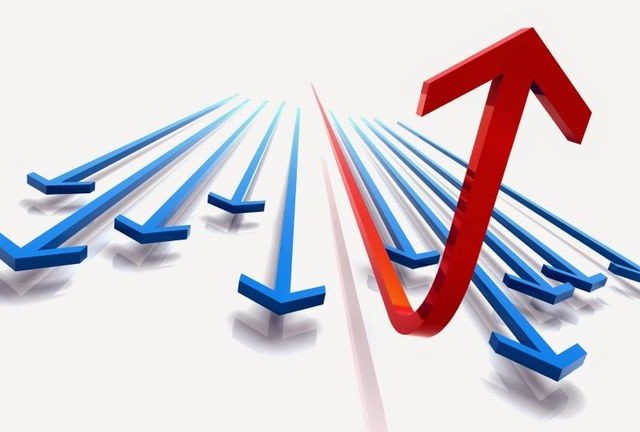 Κομισιόν: Ανάπτυξη 2,4% για την Ελλάδα το 2023 – Πρωτογενές πλεόνασμα 2,5% το 2024