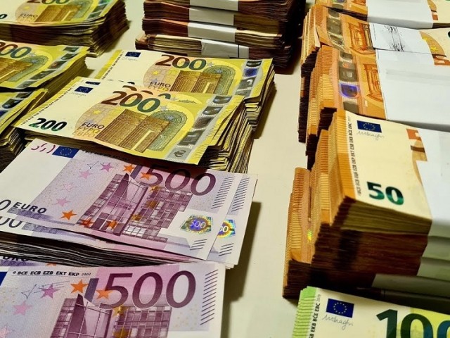 106 νέοι εκατομμυριούχοι στην Ελλάδα το 2022 – Αύξηση 36,7% έως το 2027