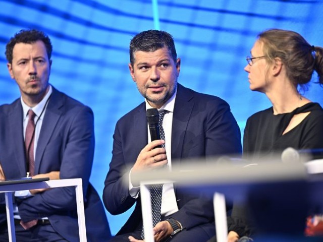 Στάσσης: Η ΔΕΗ κλείνει σε 5 χρόνια τις λιγνιτικές μονάδες και τις αντικαθιστά με ΑΠΕ