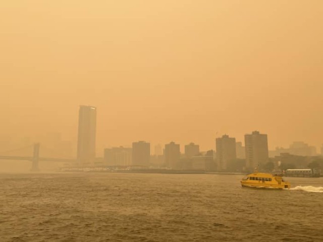 Η Νέα Υόρκη τυλιγμένη σε καπνούς -  Ανακοίνωση του Δημάρχου για αποφυγή μετακινήσεων