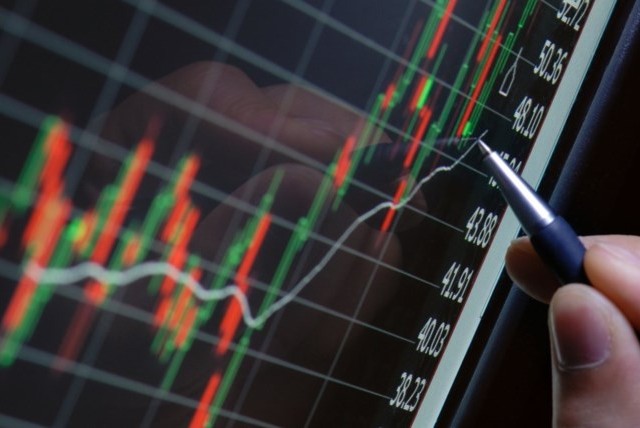 Ελάχιστοι οι επιχειρηματίες που εμφανίστηκαν προ του 2000 και άντεξαν και εδραιώθηκαν στο Χρηματιστήριο!