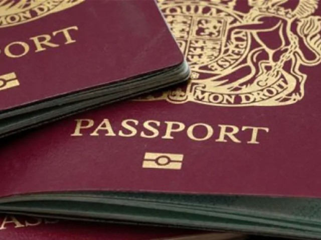 Η υπόθεση των ταυτοτήτων, ο παλιός ανάδοχος που πήρε την δουλειά και το κόλπο γκρόσο με την τεράστια μπίζνα των διαβατηρίων για την οποία έδειξε ενδιαφέρον ο Αμερικανός πρέσβης!