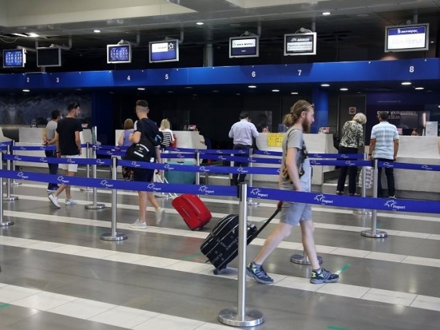 Σχεδόν 12 εκατ. επιβάτες στα περιφερειακά αεροδρόμια - Πτώση σε Μύκονο - Σαντορίνη τον Ιούνιο