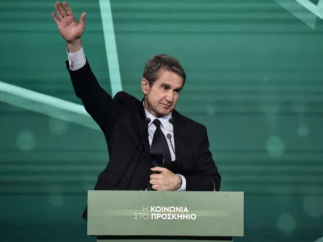 Αποχωρεί ο Ανδρέας Λοβέρδος από το ΠΑΣΟΚ