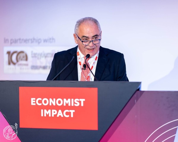 2o Ευρωπαϊκό Συνέδριο ΕΕΑ-Economist: Έξι υπουργοί, τέσσερις πολιτικοί αρχηγοί, πολιτικές προσωπικότητες, γενικοί γραμματείς, βουλευτές, δήμαρχοι, πρόεδροι επιμελητηρίων και κοινωνικών εταίρων μίλησαν για τον ρόλο των ΜμΕ στην Ελλάδα και την Ευρώπη του αύρ