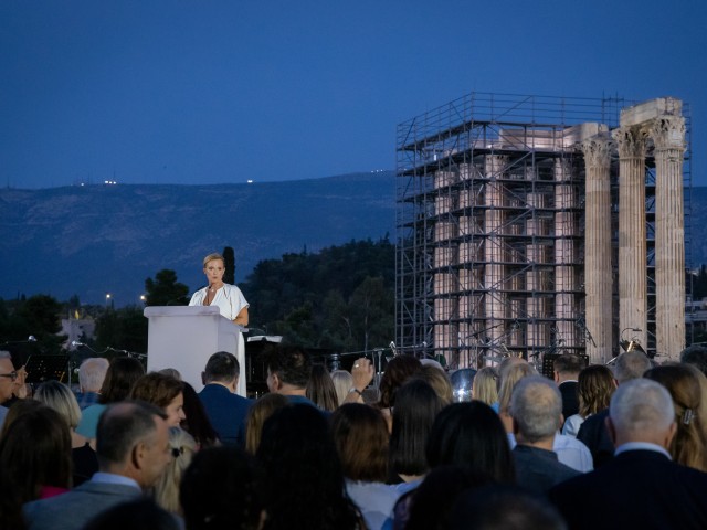 Το «Ταξίδι στο Φως» του Σταύρου Ξαρχάκου συνεχίζεται και το φετινό καλοκαίρι με την υποστήριξη της METLEN