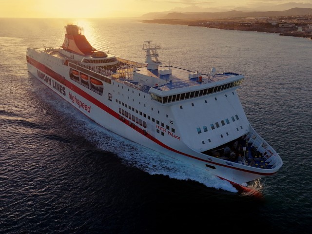 Το καλοκαίρι «μυρίζει» Κρήτη… και μαγειρεύεται εν πλω Το Κρητικό Μενού της MINOAN LINES παρουσιάζει τις νέες καλοκαιρινές γεύσεις, βασισμένες στην εποχικότητα & τις φρέσκες πρώτες ύλες