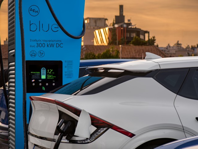 ΔΕΗ blue Νέα RFID κάρτα για πιο εύκολη εμπειρία φόρτισης