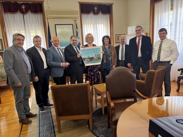 Τριμερές Μνημόνιο Συνεργασίας του Εμπορικού και Βιομηχανικού Επιμελητηρίου Πειραιώς με το Προξενείο της Δημοκρατίας της Κένυας στην Ελλάδα και το Ελληνο-Κενυατικό Επιμελητήριο Βιομηχανίας, Εμπορίου, Ανάπτυξης, Ναυτιλίας, Τουρισμού και Πολιτισμού