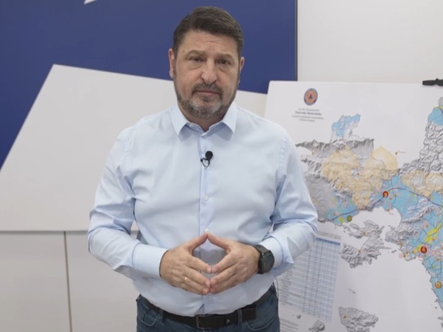 Κλειστά αύριο όλα τα σχολεία της Αττικής με απόφαση του Νίκου Χαρδαλιά