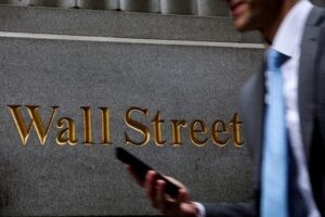 Wall Street σε νέο ράλι: Τεχνολογία και ελπίδες για Ιράν εκτοξεύουν S&P 500 και Nasdaq