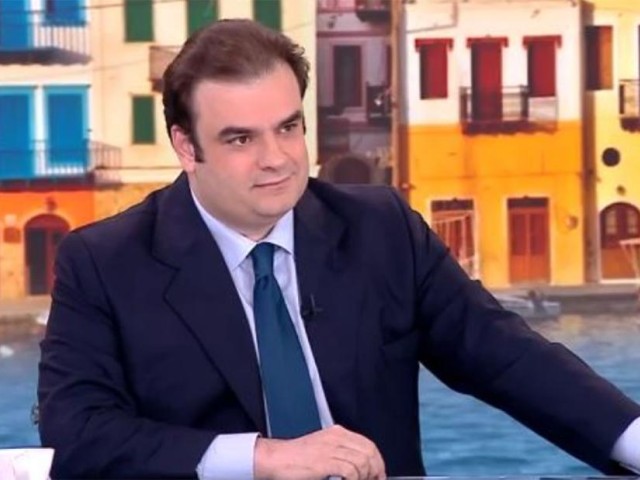 Πιερρακάκης: Μετατρέψαμε τον εξωδικαστικό σε εργαλείο προστασίας α’ κατοικίας