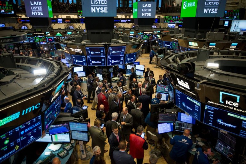 Wall Street: Εβδομαδιαία άνοδος 3,9% για Dow Jones - Νέο ρεκόρ για  S&P 500 και Nasdaq