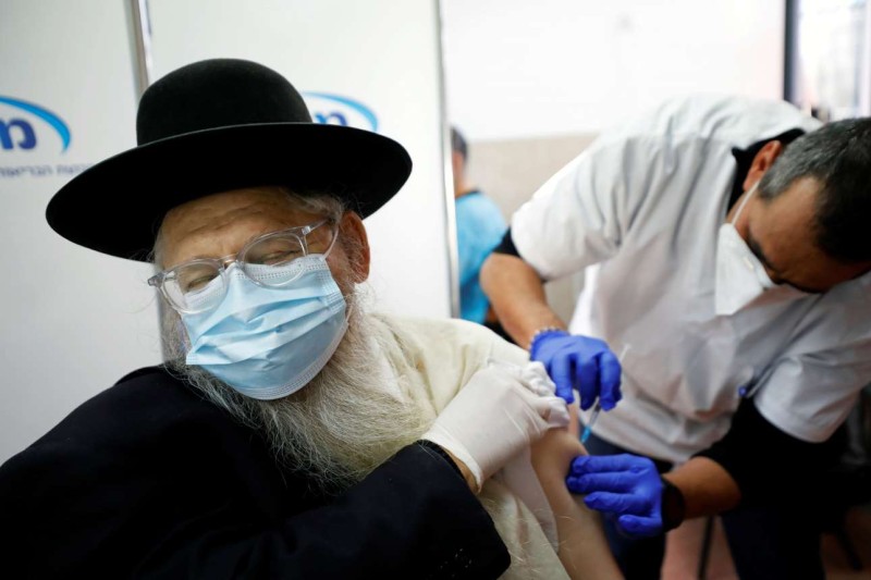 Ισραήλ: Επιστρoφή στην κανονικότητα με 50% εμβολιασμένους πολίτες 