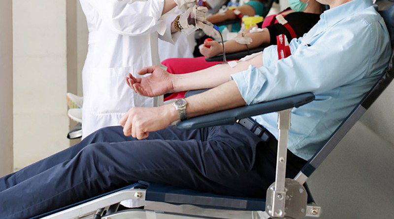 Μεγάλη μείωση των αποθεμάτων αίματος - Εθελοντική αιμοδοσία στο Μετρό Συντάγματος