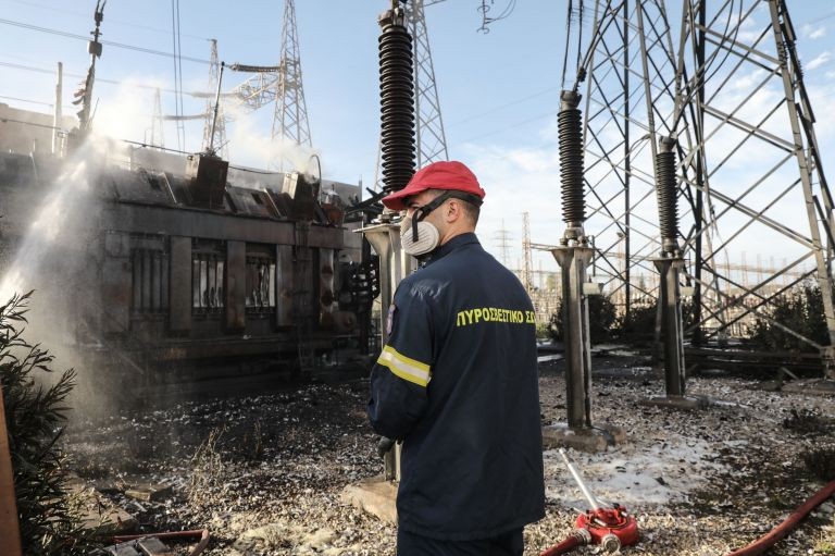 ΑΔΜΗΕ: Μηδαμινή η επιβάρυνση του περιβάλλοντος από το συμβάν στο Κέντρο Υπερυψηλής Τάσης  