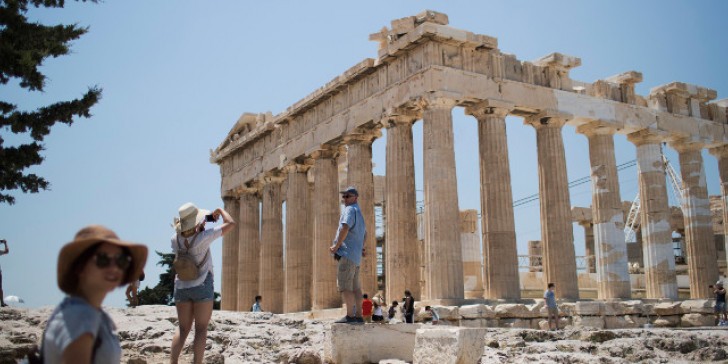 Κυρ. Μητσοτάκης στην «SZ»: Η φετινή τουριστική σεζόν θα είναι πολύ καλύτερη