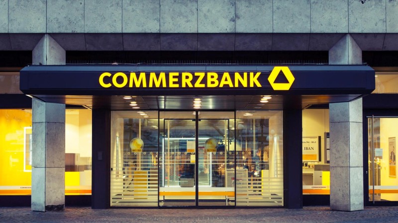 Commerzbank: Στα €2,7 δισ. οι ζημιές στο δ' τρίμηνο 2020