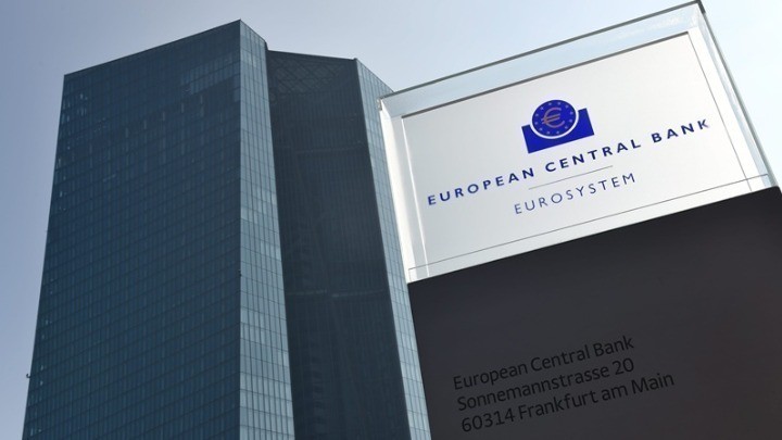 Οικονομολόγοι προς ΕΚΤ: Διαγράψτε δημόσια χρέη