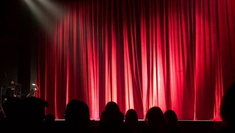 Παρέμβαση εισαγγελέα για τις σεξουαλικές κακοποιήσεις στο χώρο του θεάτρου