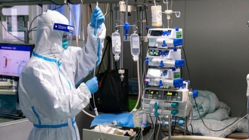 ΕΟΔΥ: 1.070 νέα κρούσματα, 25 θάνατοι, 249 διασωληνωμένοι