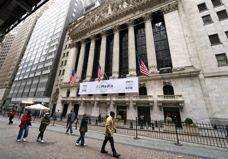 Wall Street: Ανοδικά ο Dow Jones, πτωτικές τάσεις για τον Nasdaq