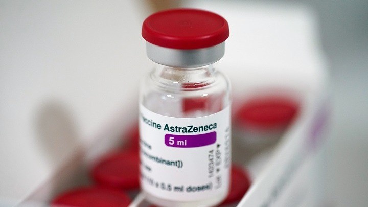 AstraZeneca: Tο εμβόλιό για τον νέο κορονοϊό έχει αποτελεσματικότητα 76%