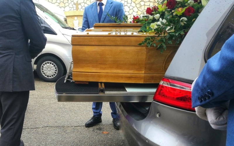 ΕΦΚΑ: Τι αλλάζει με τα έξοδα κηδείας