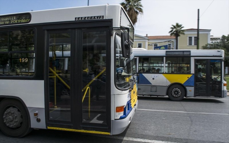 Συνολικά 300 επιπλέον λεωφορεία στους δρόμους της Αθήνας από τον Απρίλιο