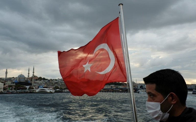 Τουρκία: Η οικονομία σε ύφεση, το φάσμα της φτώχειας