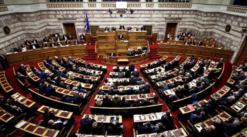 Βουλή: Εντάσεις και έντονες αντιθέσεις για τις δημόσιες συμβάσεις