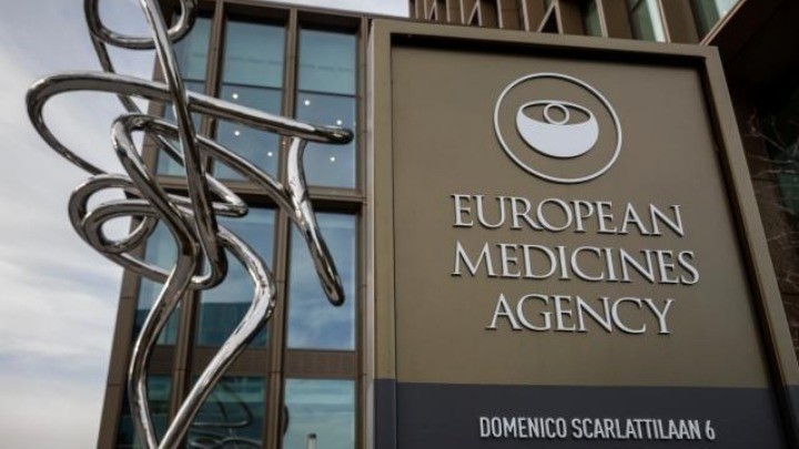 Εκτακτες συναντήσεις για το εμβόλιο της AstraZeneca