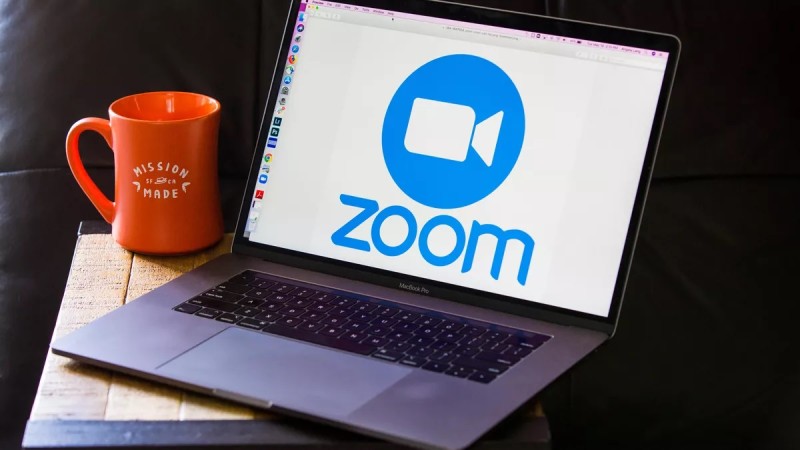 Εκρηκτικά κέρδη για το Zoom, που έγινε δημοφιλές εν μια νυκτί