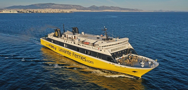 Τη συμμόρφωση της «LEVANTE FERRIES» ζητούν 13 σωματεία