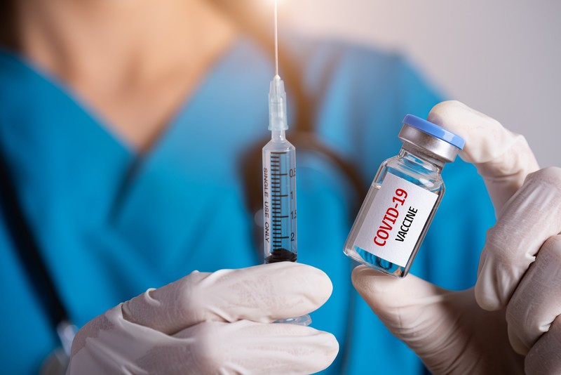 Εμβολιασμός: Ανοίγει σήμερα η πλατφόρμα των ραντεβού της ηλικιακής ομάδας 50-54 ετών
