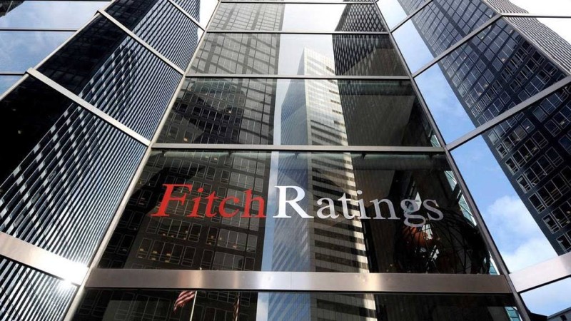 Fitch Ratings: Θετικές οι προοπτικές για τις ελληνικές τράπεζες