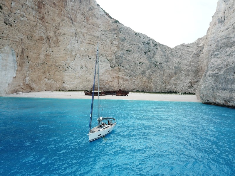 Bloomberg: Aφιέρωμα στην ιστιοπλοΐα και το ναυτικό τουρισμό της Ελλάδας