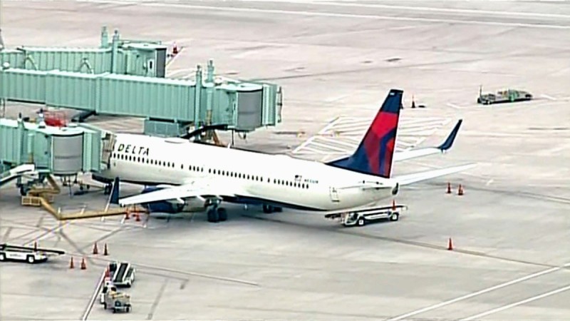 ΗΠΑ: Αναγκαστική προσγείωση επιβατικού αεροπλάνου έπειτα από προσπάθεια επιβάτη να εισβάλει στο πιλοτήριο