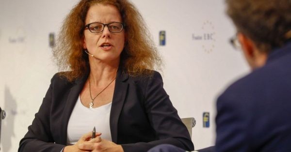 Ιζαμπέλ Σνάμπελ: Η ΕΚΤ συνεχίζει τη στηριξη της ευρωπαϊκής οικονομίας