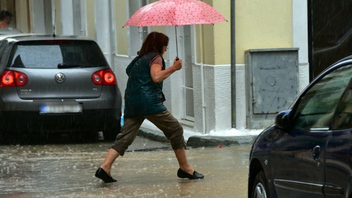 Συνεχίζεται ο άστατος καιρός με βροχές και καταιγίδες