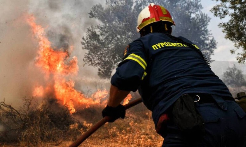 Υπό έλεγχο οι σημερινές πυρκαγιές σε Μέθανα, Άνδρο και Ωρωπό