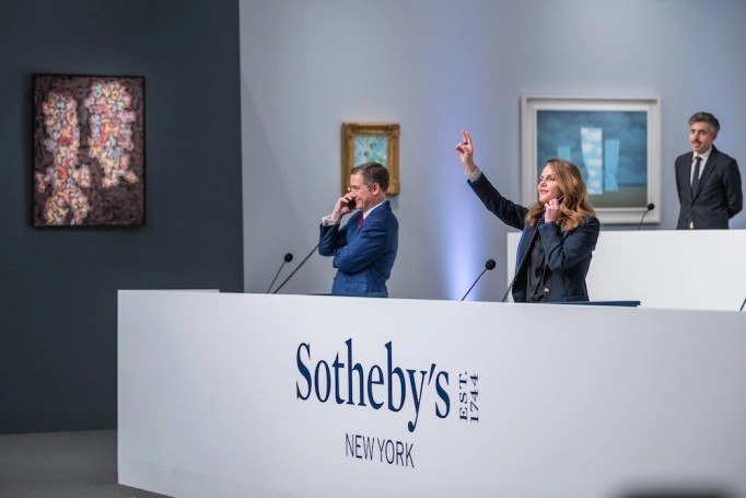 Sotheby's: Στο σφυρί προσωπικά αντικείμενα και επιστολές της Σύλβια Πλαθ