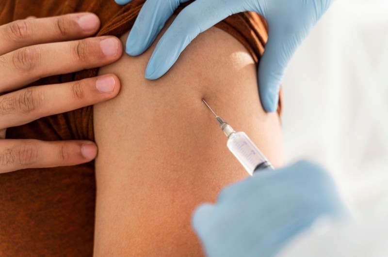 Έρευνα ΙΣΑ: Το 68% των πολιτών εμπιστεύεται τα εμβόλια