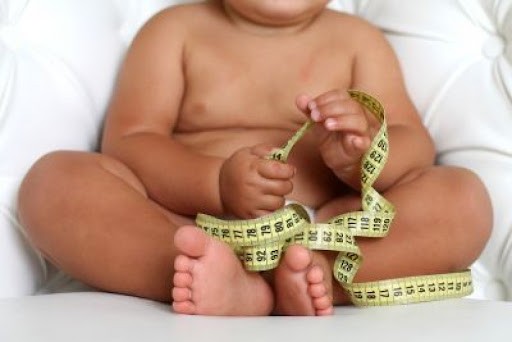Ραγδαία αύξηση της παιδικής παχυσαρκίας στην πανδημία