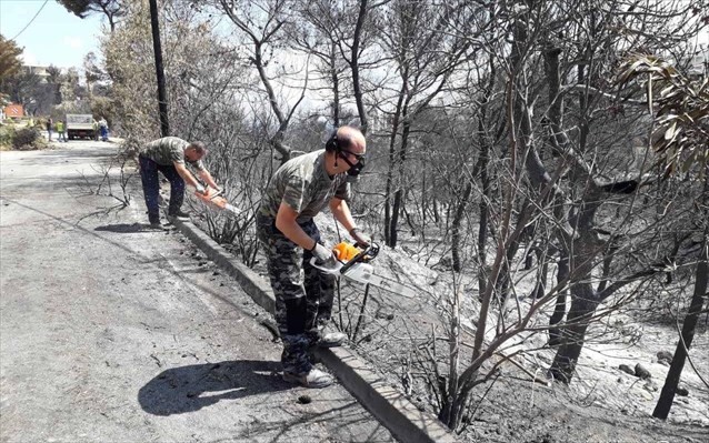 Και οι Ενοπλες Δυνάμεις στη μάχη των πυρκαγιών