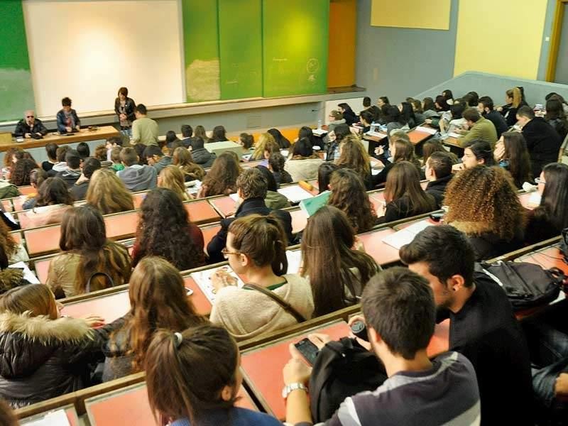 ΑΕΙ: Τα μέτρα κατά του COVID 19 στην εξεταστική του Σεπτεμβρίου